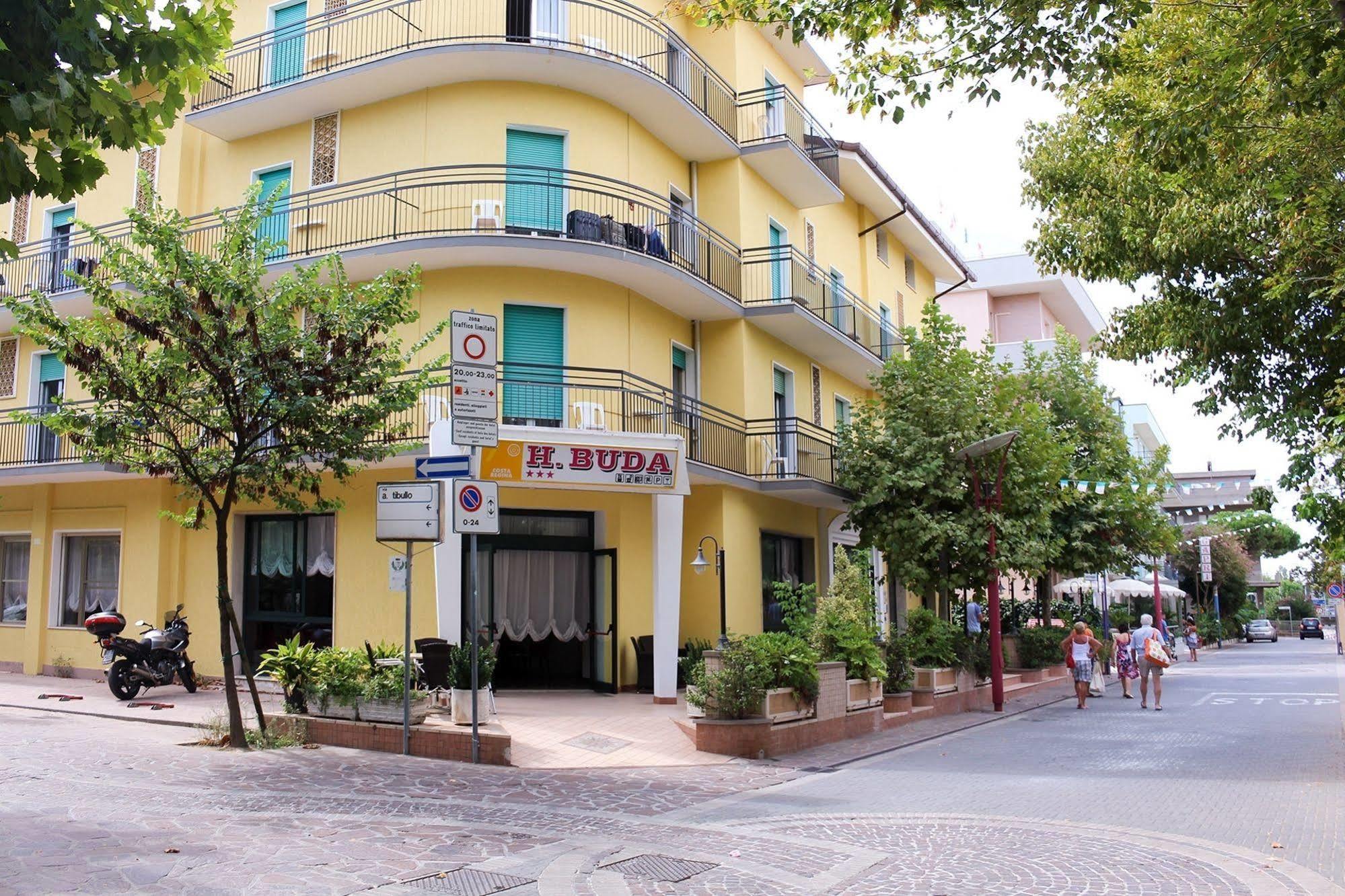 Hotel Buda Μπελάρια-Ιτζέα Μαρίνα Εξωτερικό φωτογραφία